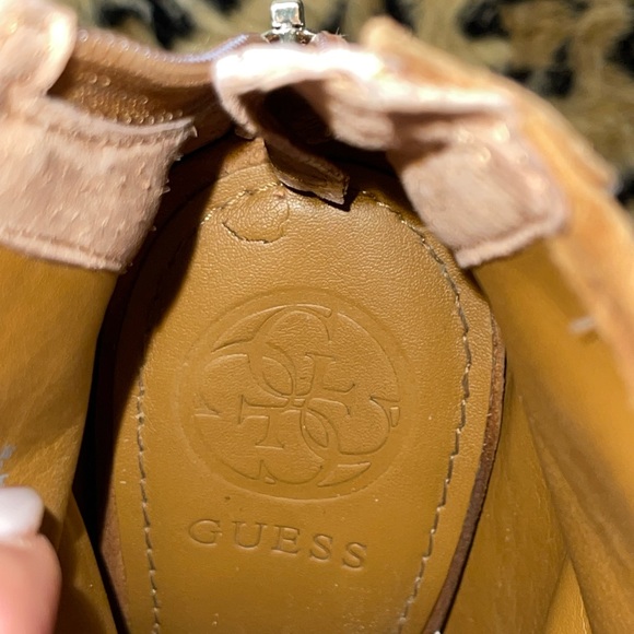 GUESS Suede peep toe booties - Picture 4 of 4